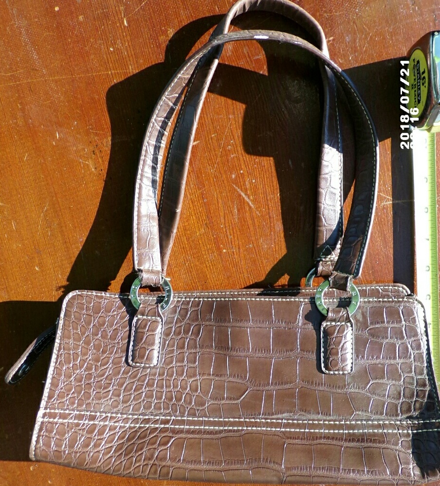 Tommy Hilfiger purse